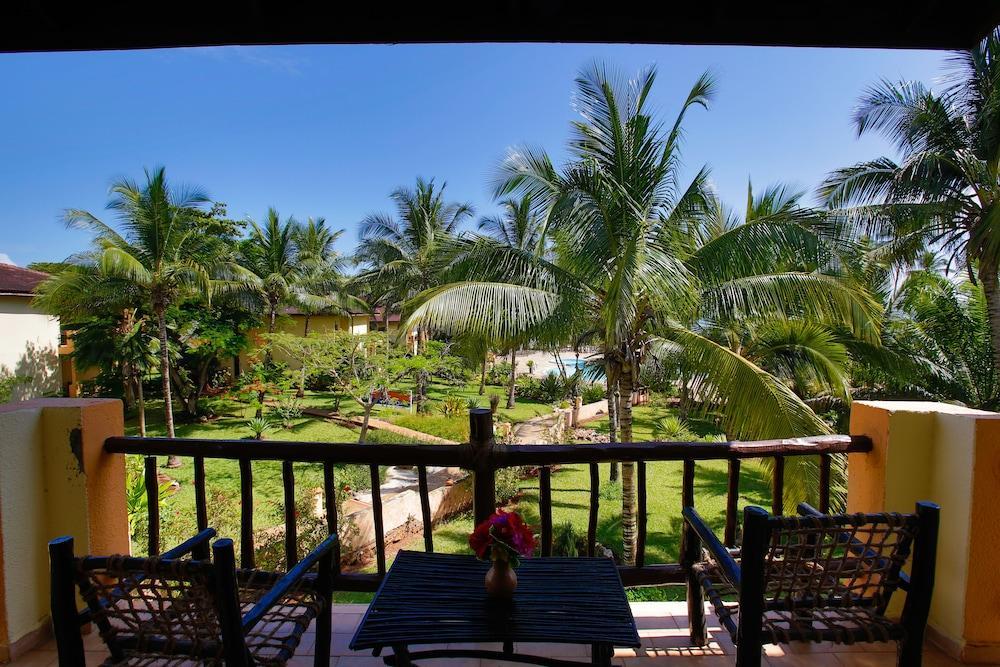 Voi Kiwengwa Resort Esterno foto
