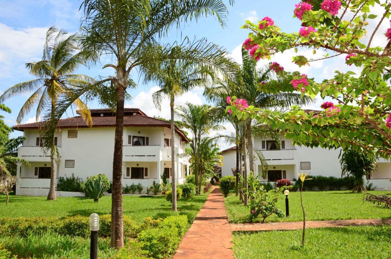 Voi Kiwengwa Resort Esterno foto